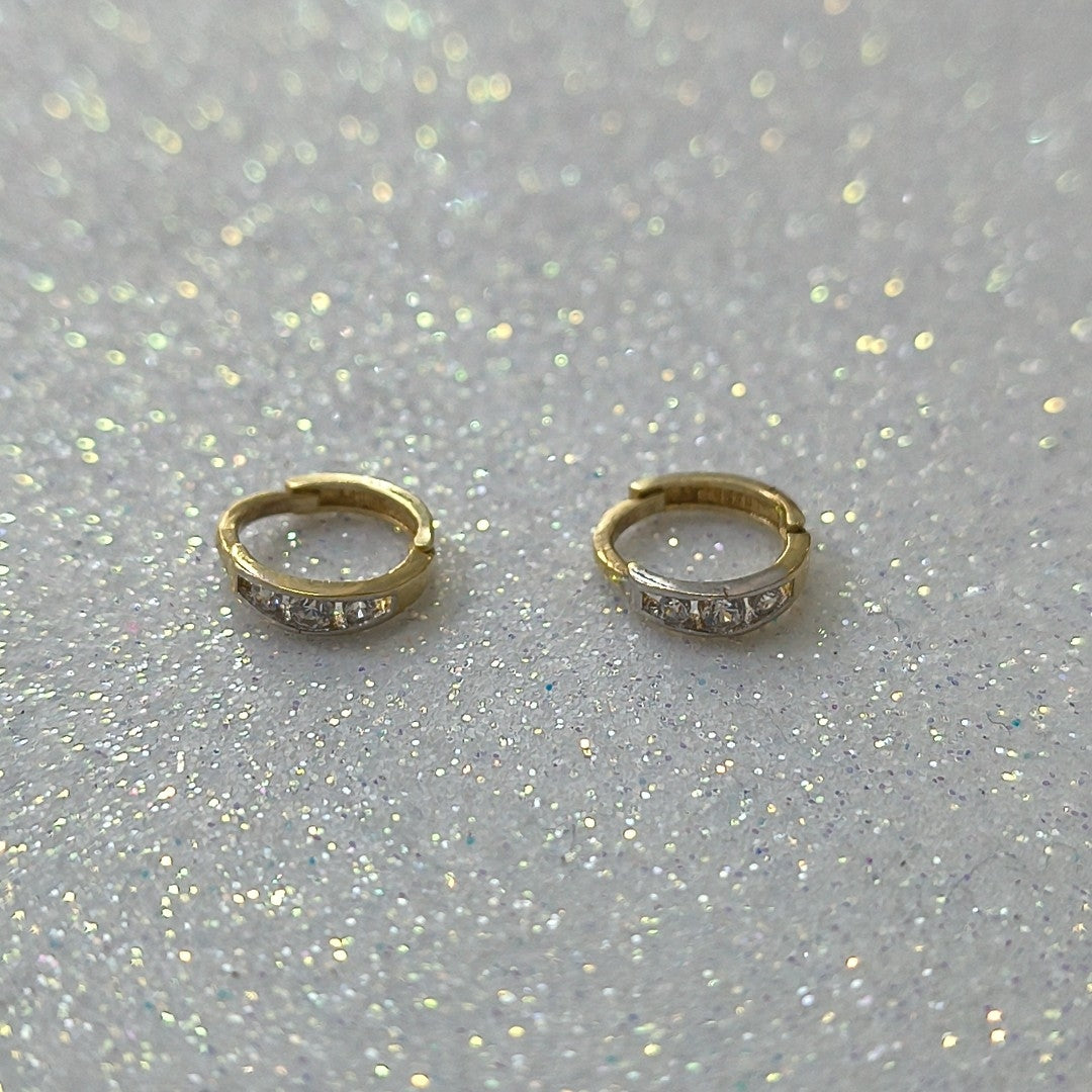 ARRACADAS PAR ORO 10 K 0.8 GRMS (SEMINUEVO)