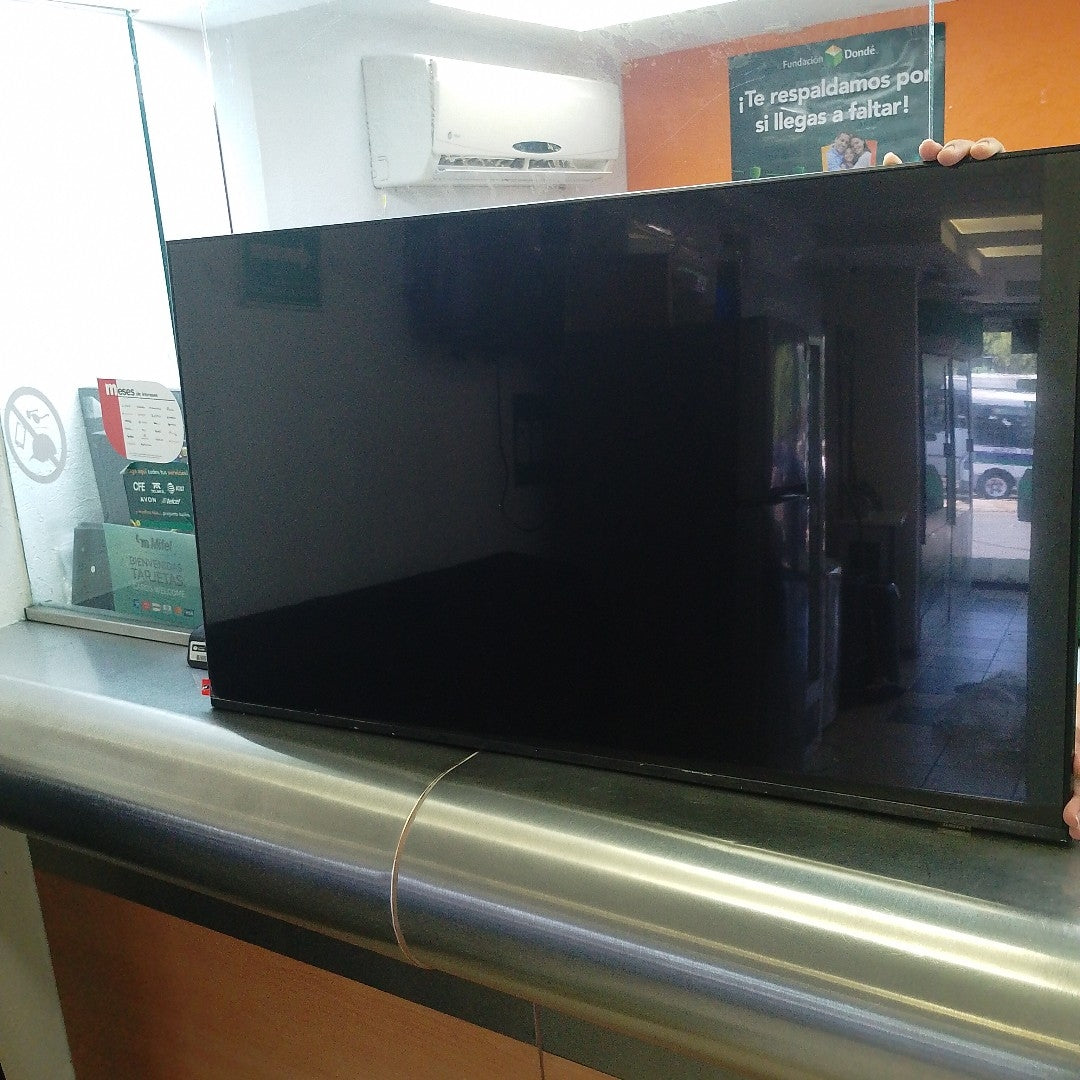PANTALLA SAMSUNG UN43DU7010F (2024) 43" LED UHD 4K (SEMINUEVO)