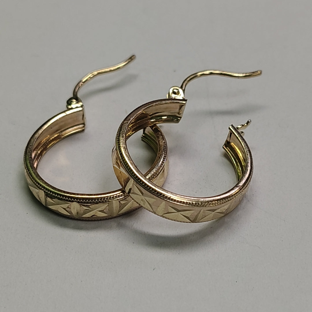 ARETES ARRACADAS LABRADAS 10K 2.2 GR (NUEVO)