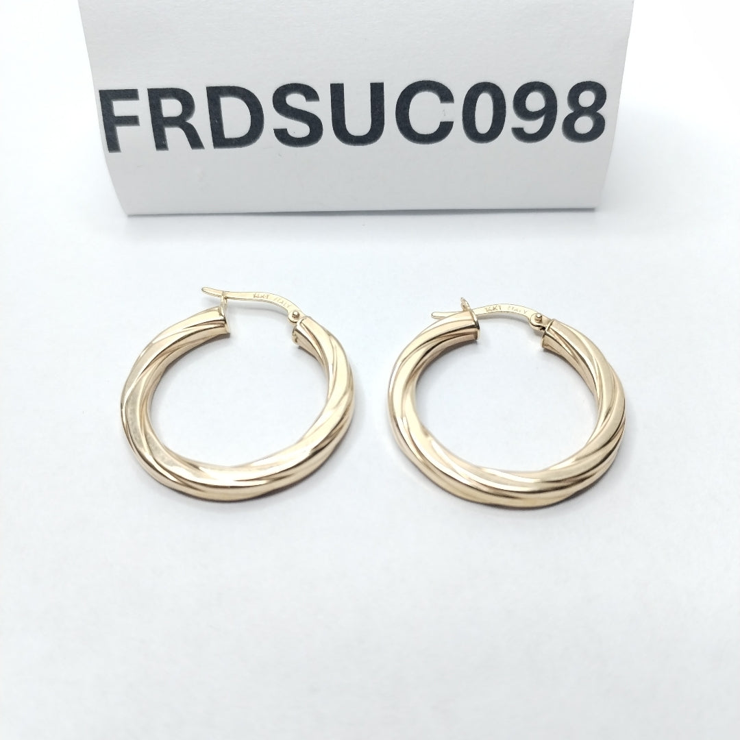 ARETES PAR ORO 14 K 2.6 GRMS (SEMINUEVO)