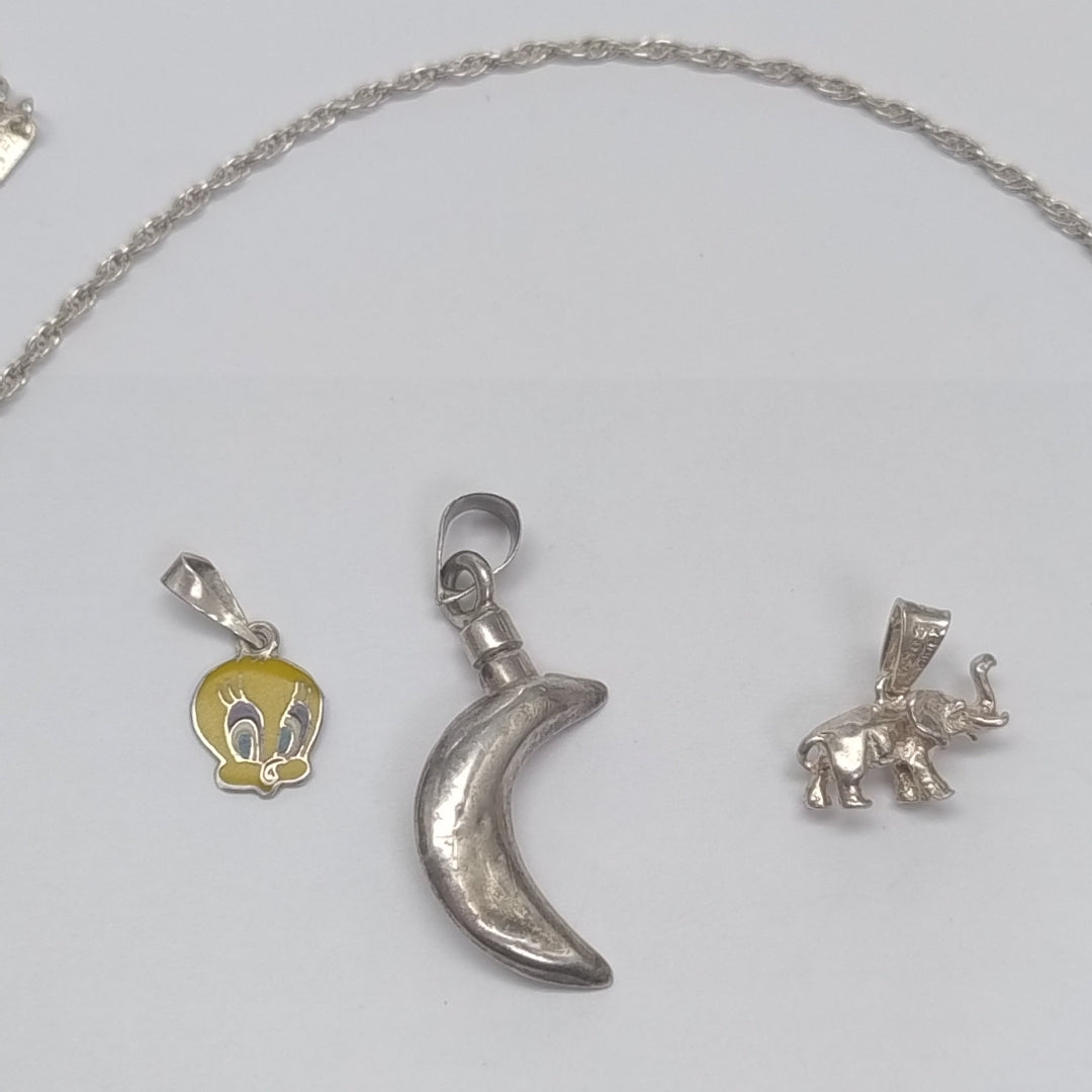 CADENA, DIJE PLATA 9.5 GRMS (SEMINUEVO)