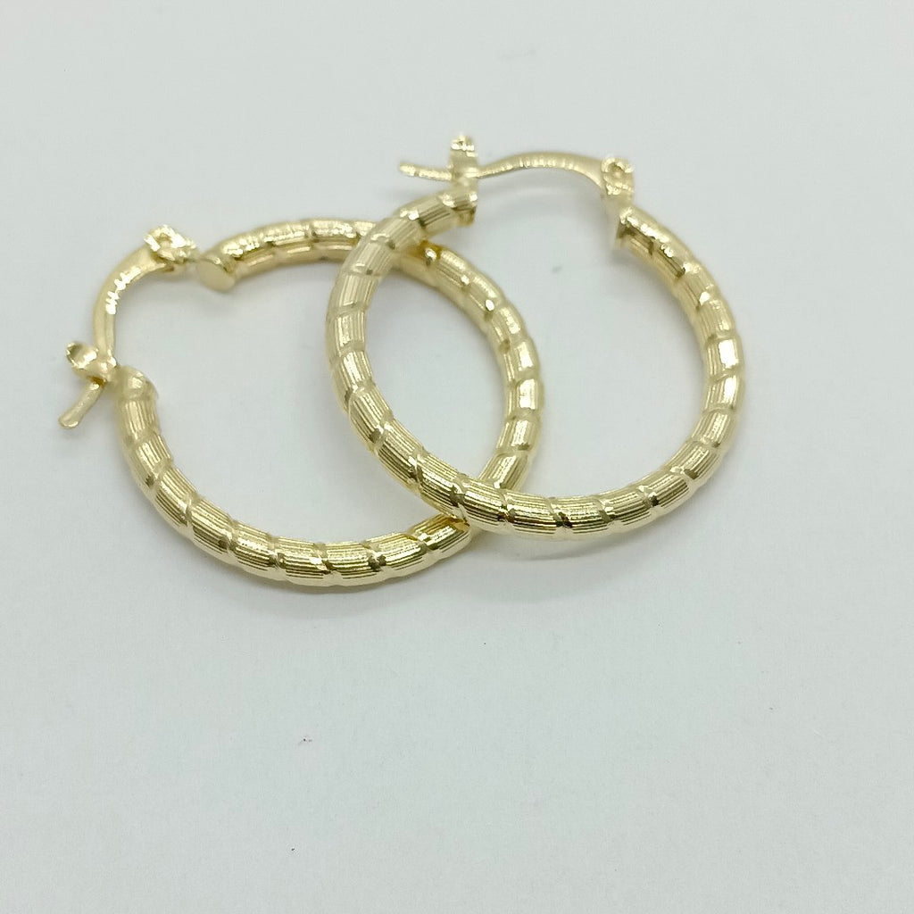 ARETES ARRACADAS LABRADAS 14K 3.2 GR (NUEVO)
