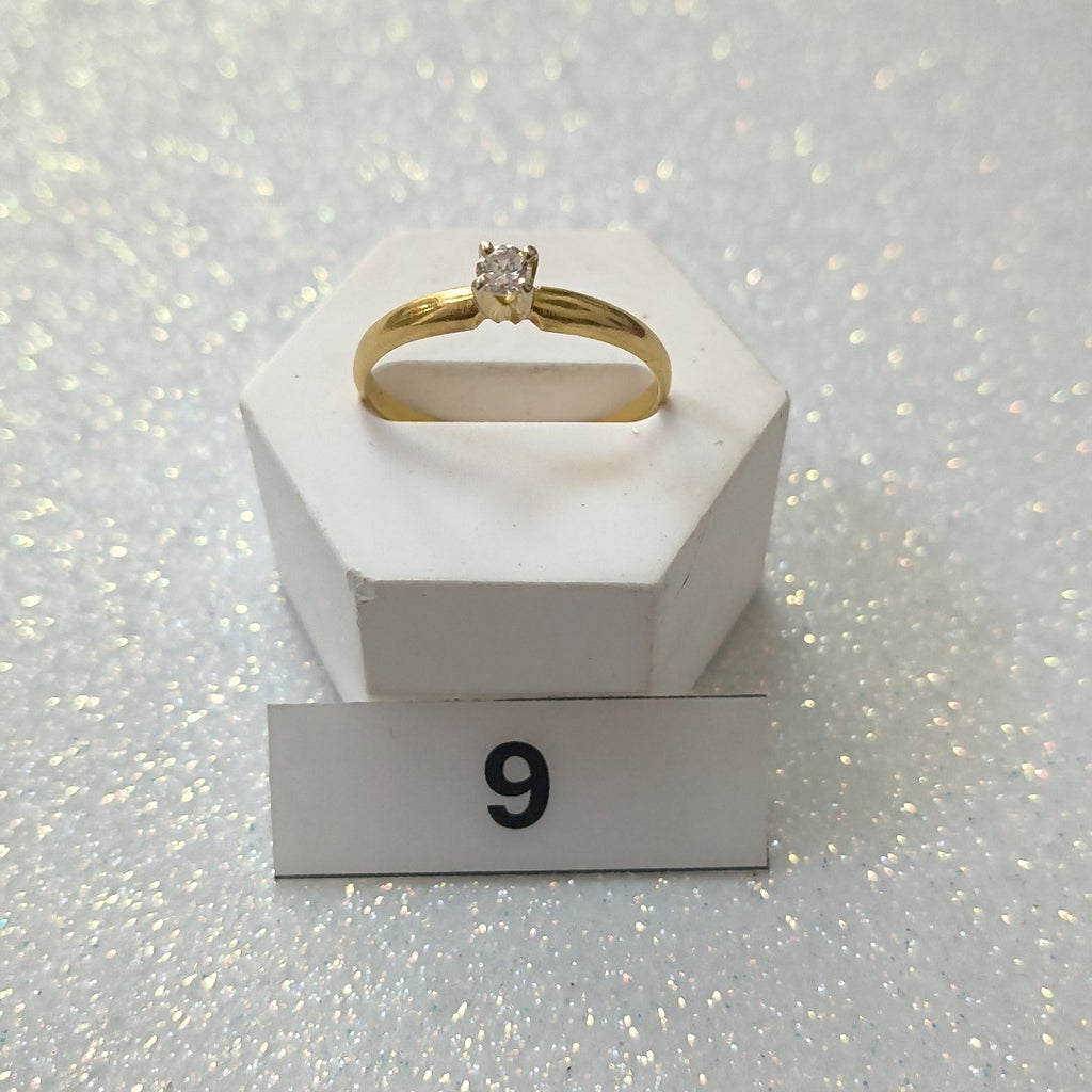 SOLITARIO ORO 14 K 2 GRMS (SEMINUEVO)