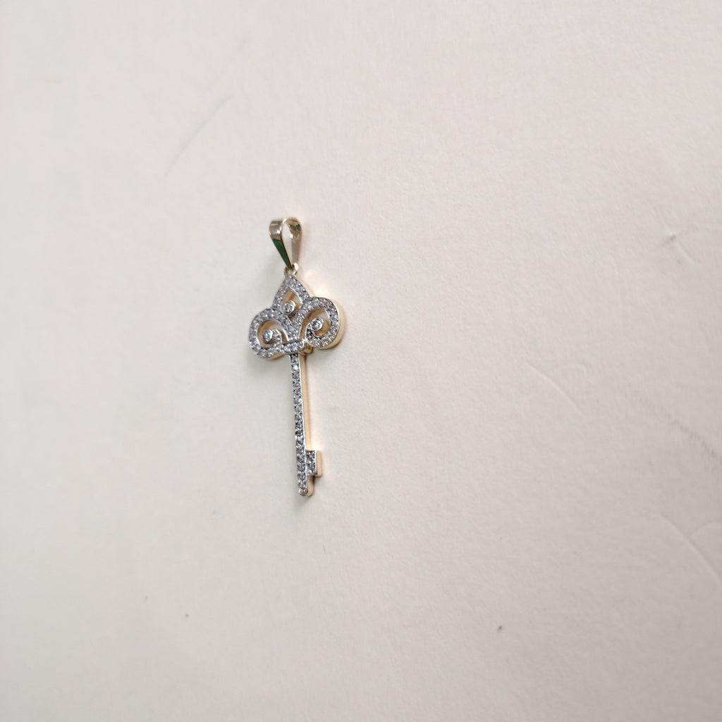 DIJE LLAVE C CIRCONIAS 14K 1.6 GR (NUEVO)