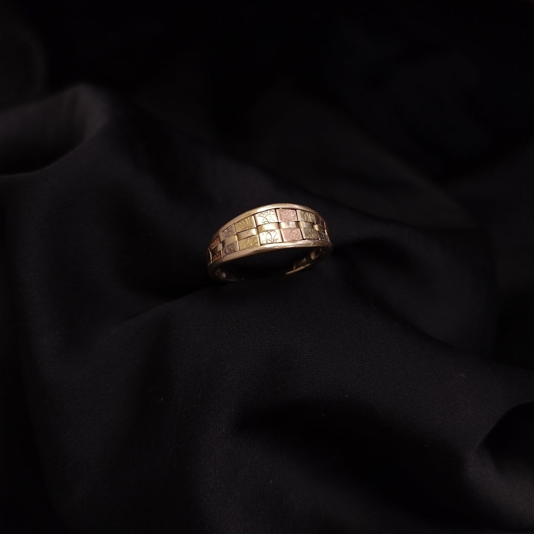 ANILLO ORO,ORO COMBINADO 14 K 2,90 GRMS (SEMINUEVO)
