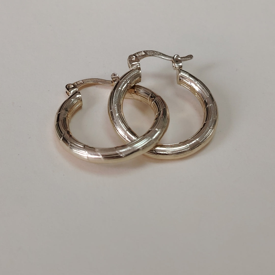 ARETES ARRACADAS 14K 2.8 GR (NUEVO)