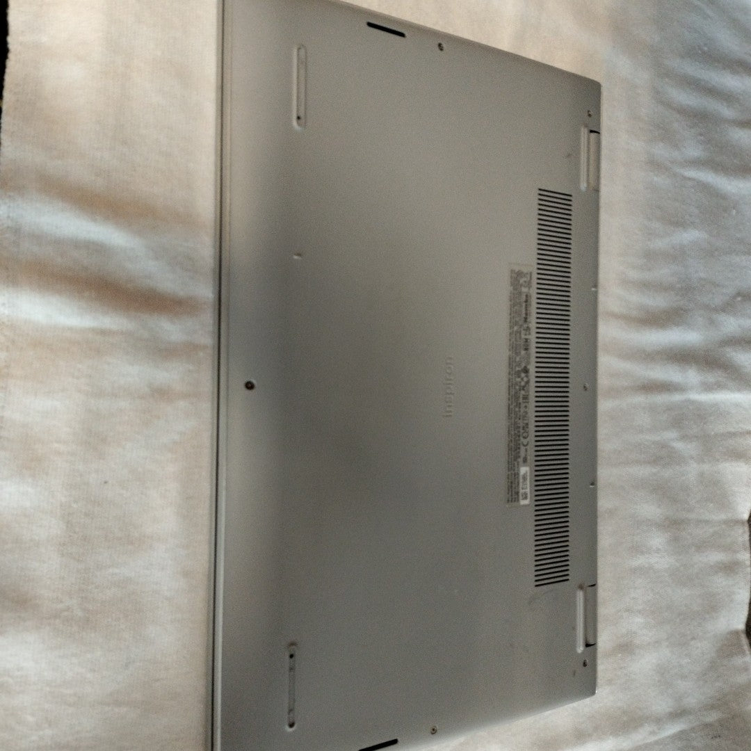 LAPTOP DELL INSPIRON 15 3515 (2022) 256 GB SSD 8 GB RAM (SEMINUEVO)