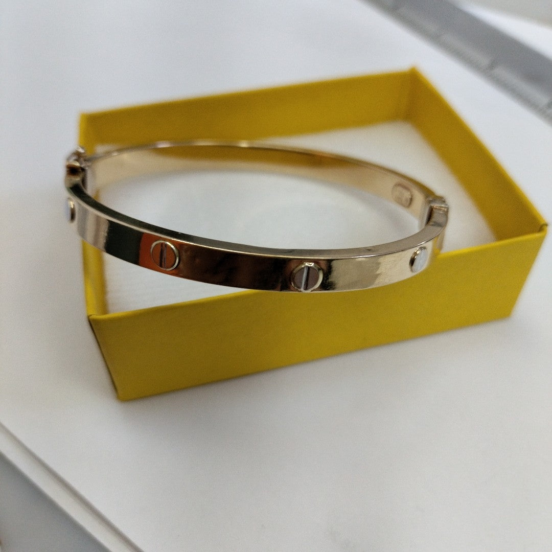 PULSERA RIGIDA ORO 14 K 7.6 GRMS (SEMINUEVO)