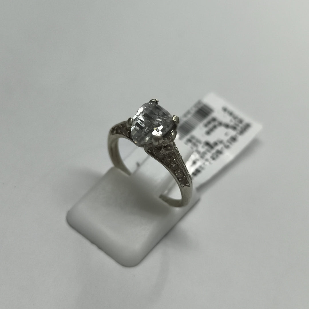 ANILLITO PLATA 2.6 GRMS (SEMINUEVO)
