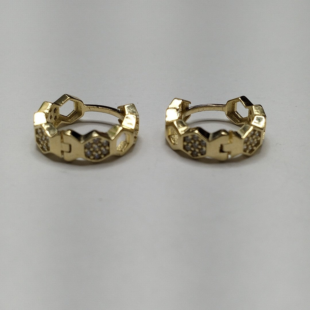 ARETES HUGGIES HEXAGONALES C CIRCONIAS 14K 2.7 GR (NUEVO)