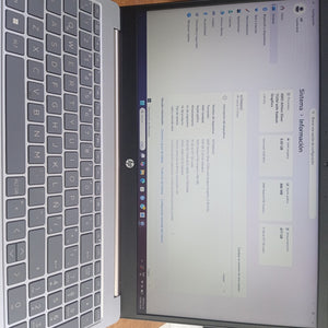 LAPTOP HP 15-FC0069LA (2024) 512 GB SSD 8 GB RAM (SEMINUEVO)