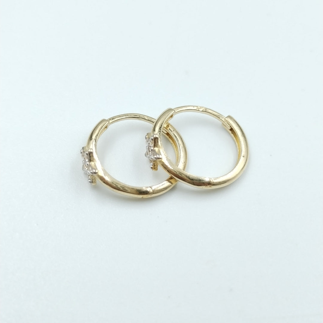 ARETES ARRACADAS FIG ESTRELLA CIRCONIAS 10K 1.6 GR (NUEVO)
