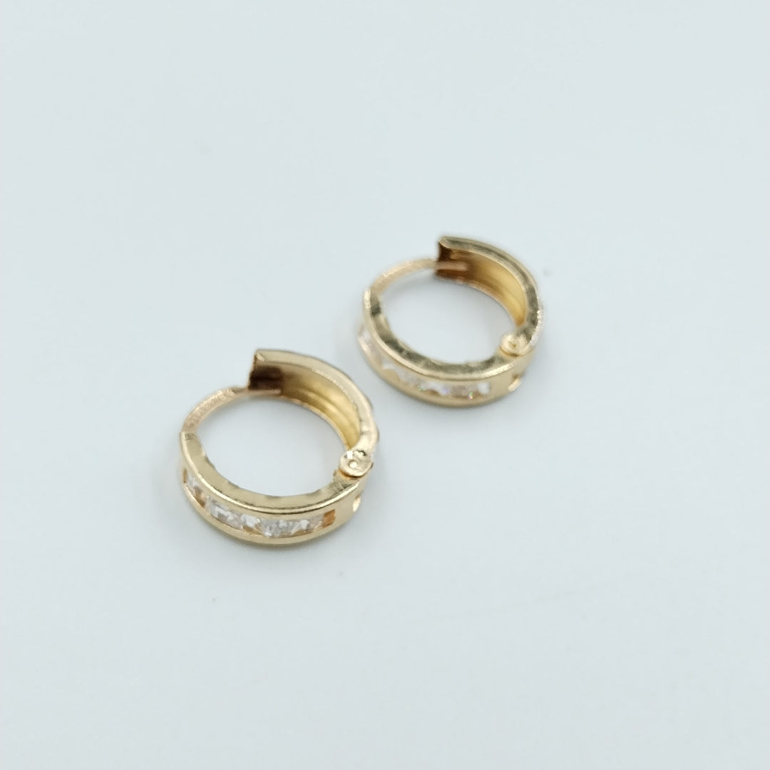 ARETES ARRACADAS C CIRCONIAS 10K 1.3 GR (NUEVO)