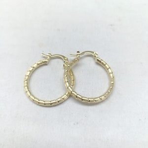 ARETES ARRACADAS LABRADAS 14K 3.2 GR (NUEVO)