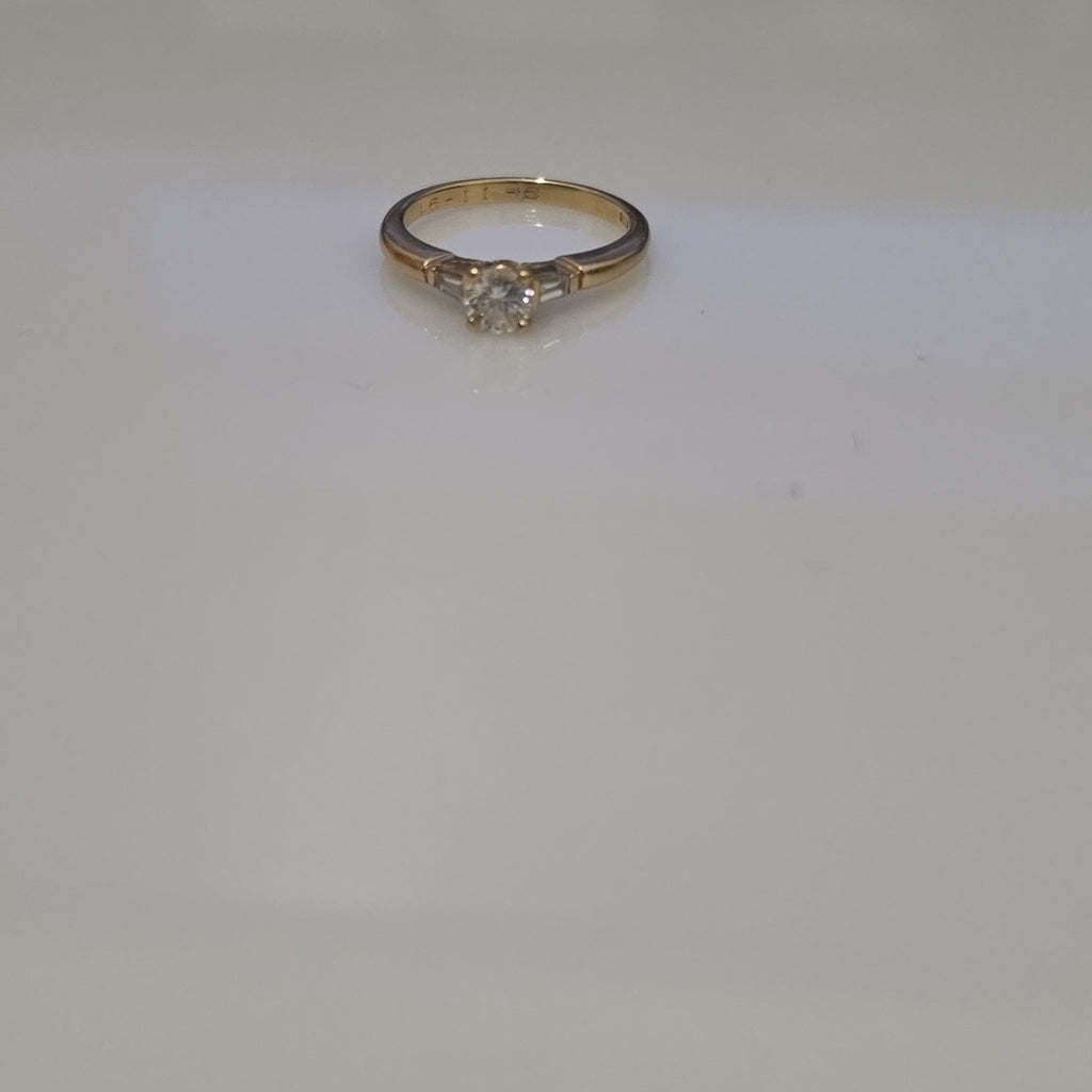 ANILLITO ORO 18 K 2.5 GRMS (SEMINUEVO)