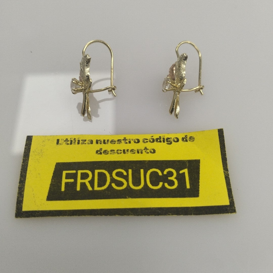 ARETES PAR ORO 14 K 1.8 GRMS (SEMINUEVO)