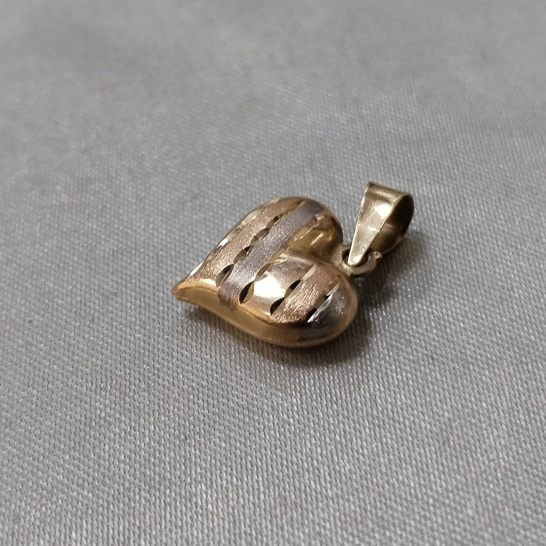 DIJE ORO 10 K 0.6 GRMS (SEMINUEVO)