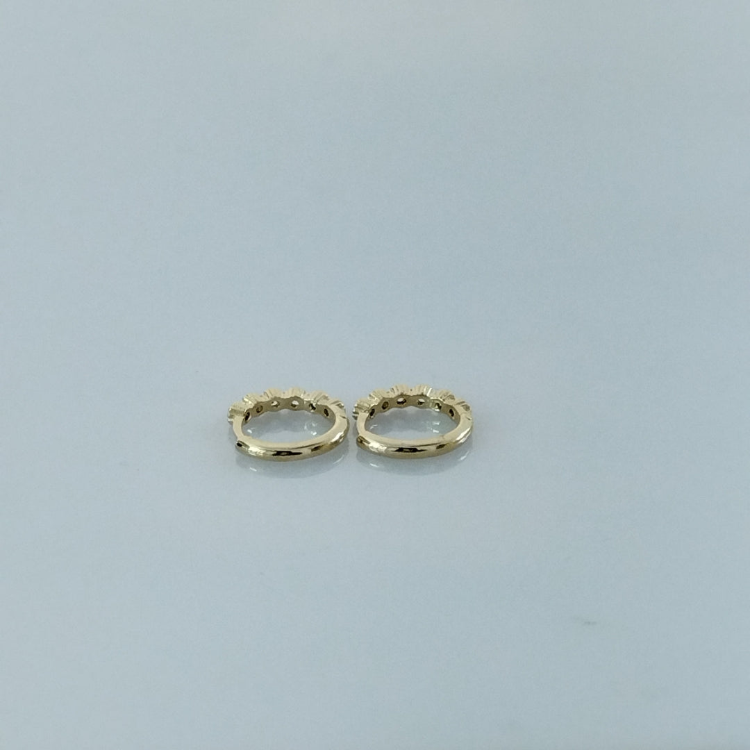 ARETES ARRACADA C CIRCONIAS 14K 2.1 GR (NUEVO)