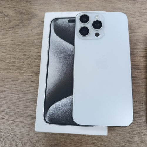 CELULAR APPLE IPHONE 15 PRO MAX A3105 (2023) 256 GB 8 GB RAM (SEMINUEVO)
