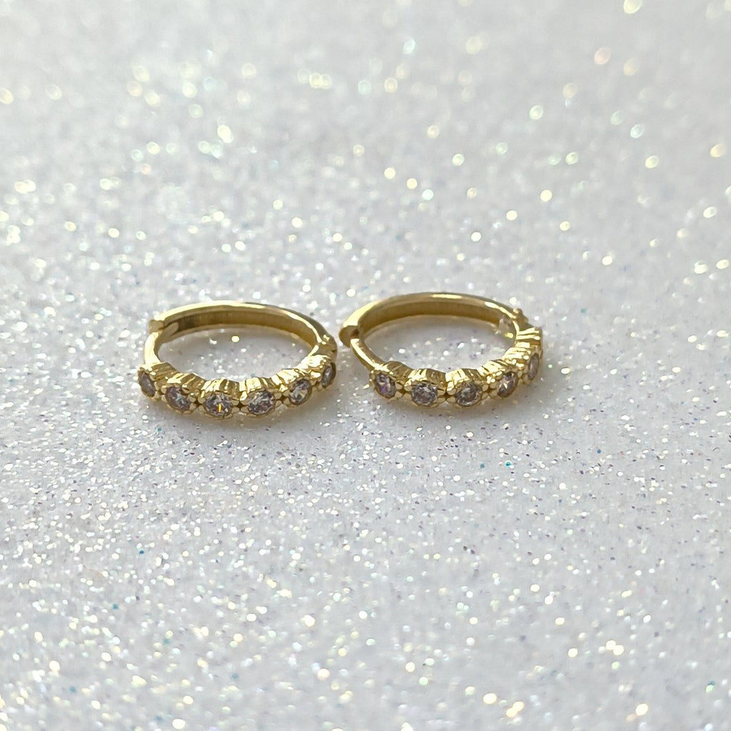 ARETES ARRACADA C CIRCONIAS 14K 2.1 GR (NUEVO)