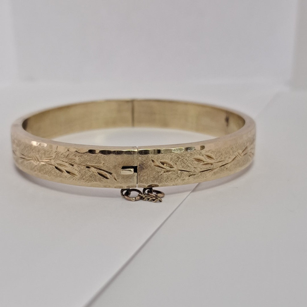 PULSERA RIGIDA ORO 14 K 23.2 GRMS (SEMINUEVO)