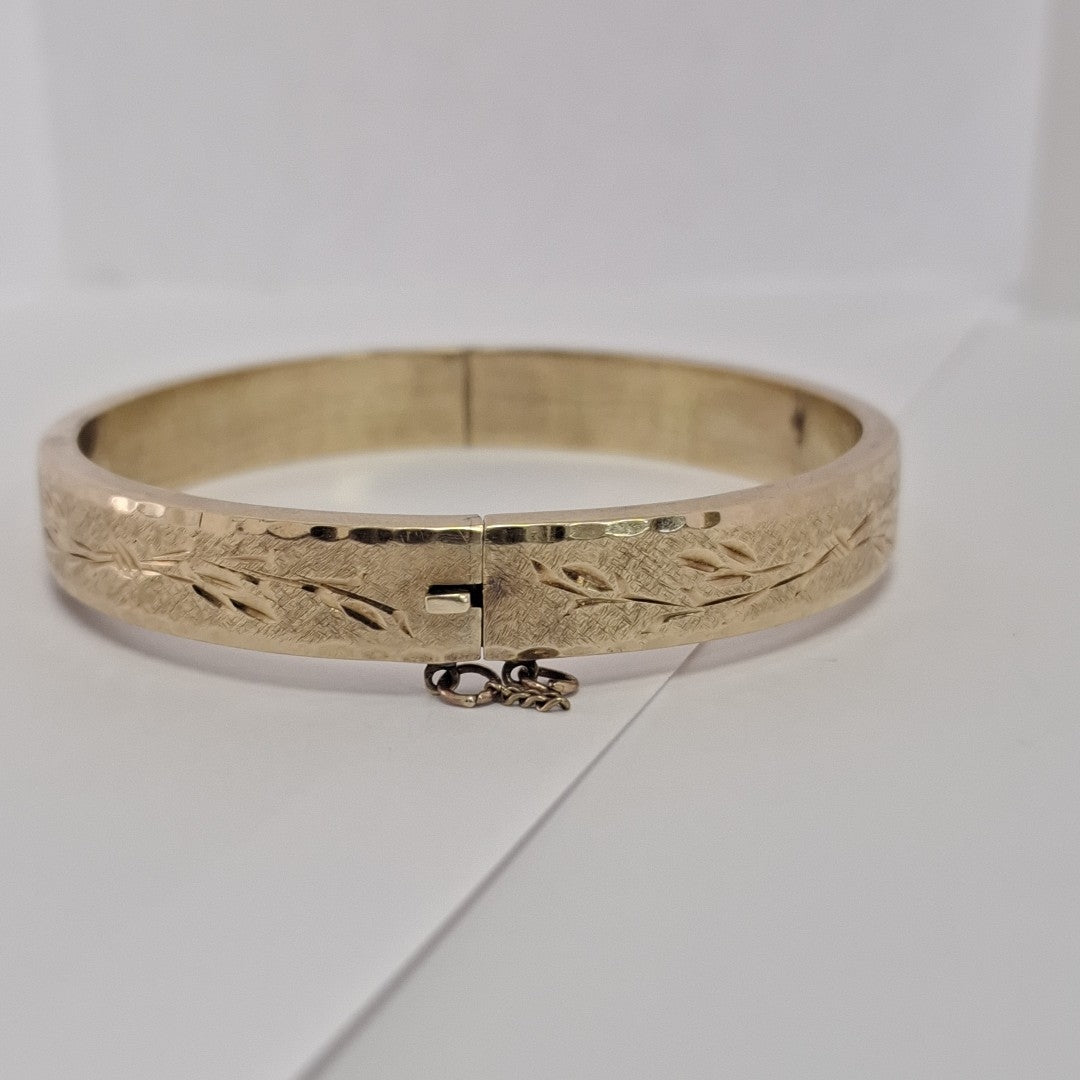 PULSERA RIGIDA ORO 14 K 23.2 GRMS (SEMINUEVO)