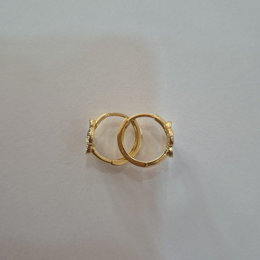HUGGIES ORO 14K 2.4 (NUEVO)