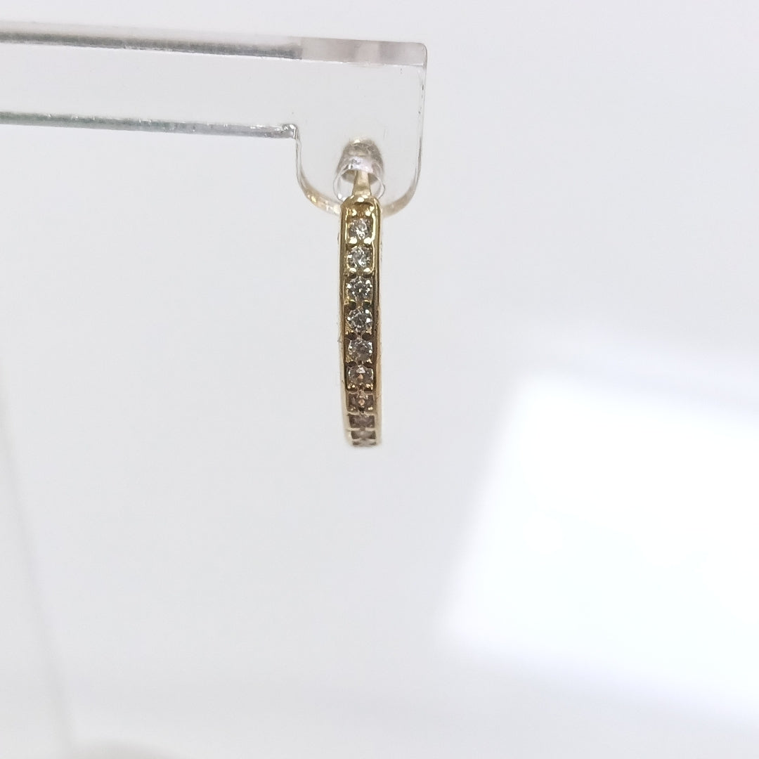 ARETES HUGGIES C CIRCONIA 14K 1.8 GR (NUEVO)