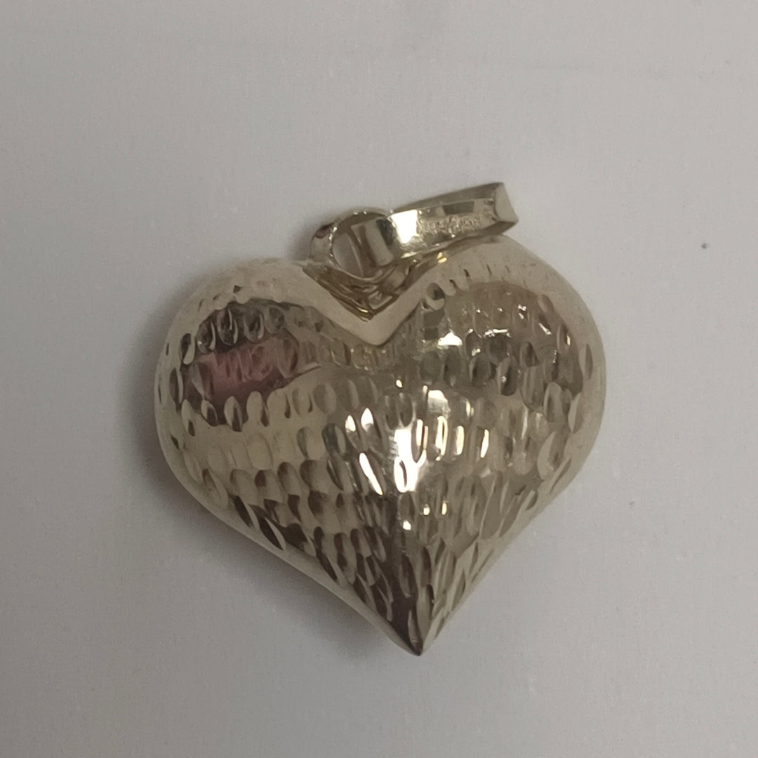 DIJE TEJIDO CORAZON LABRADO 14K 1 GR (NUEVO)