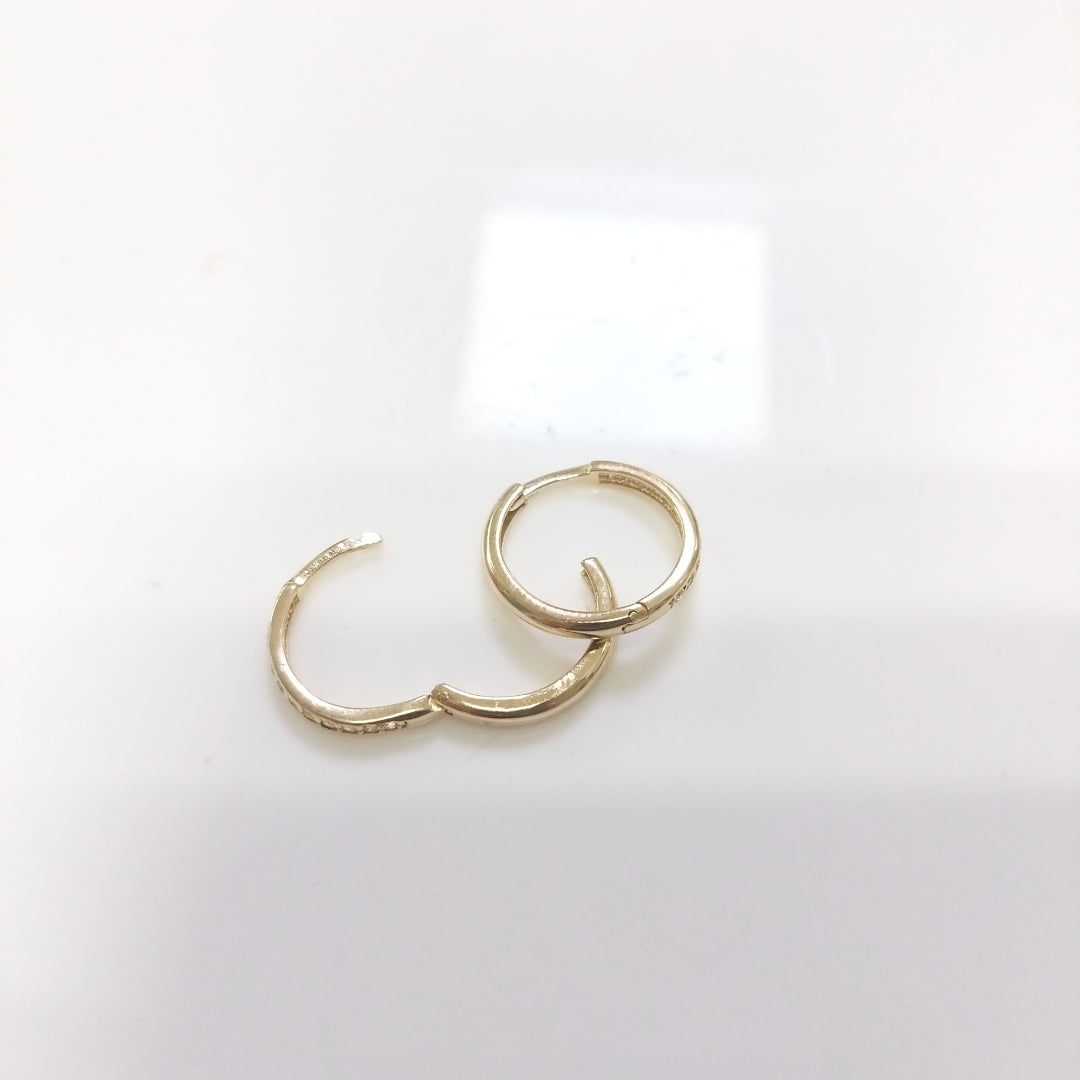 ARETES HUGGIES C CIRCONIA 14K 1.7 GR (NUEVO)
