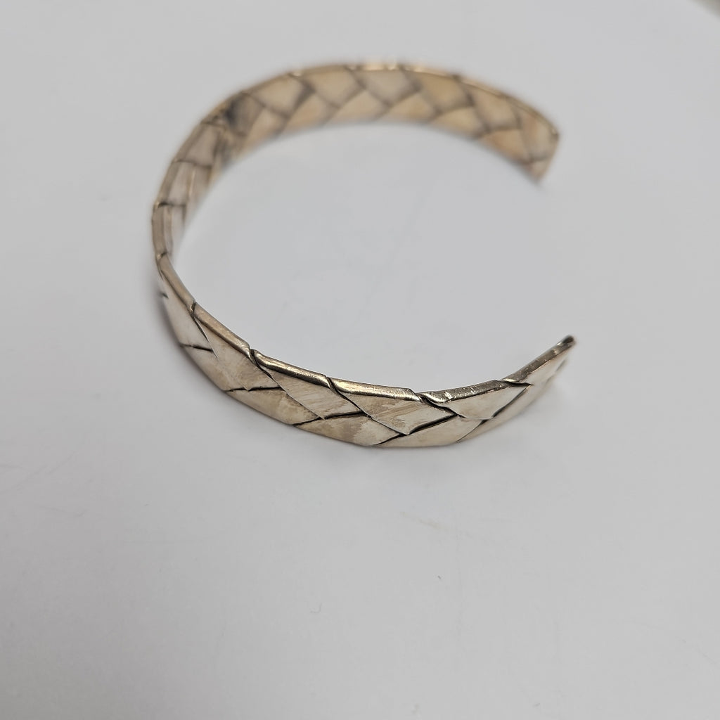 PULSERA RIGIDA PLATA 23,50 GRMS (SEMINUEVO)