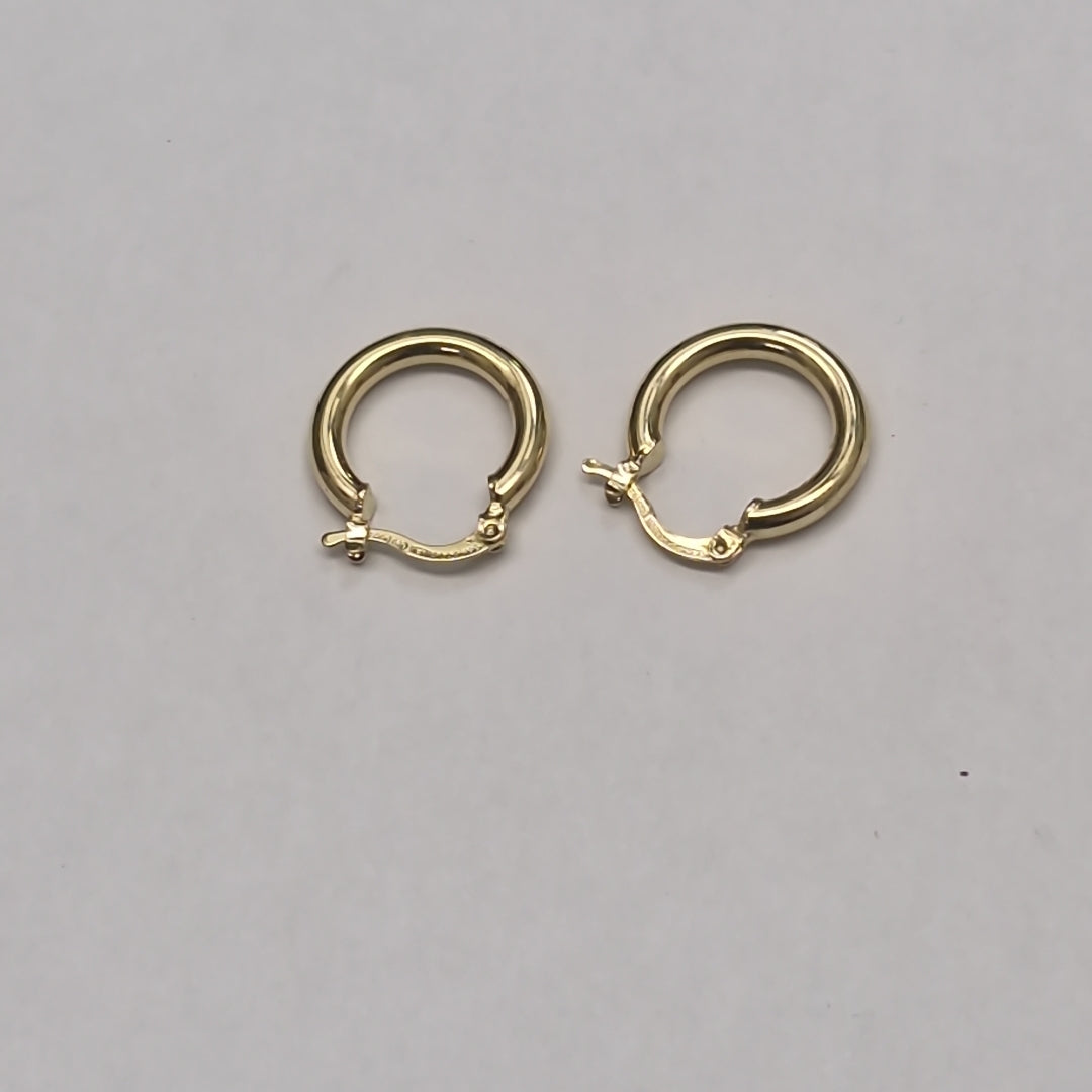 ARETES TEJIDO ARRACADAS LISAS 14K 1.6 GR (NUEVO)
