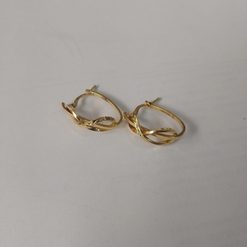 ARETES PAR ORO 14 K 1.8 GRMS (SEMINUEVO)