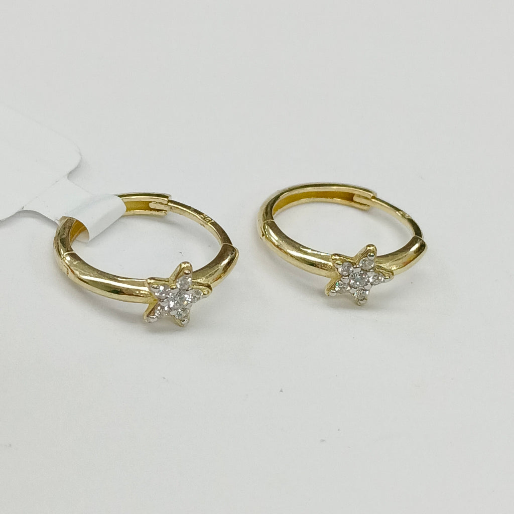 ARETES ARRACADAS FIG ESTRELLA CIRCONIAS 10K 1.6 GR (NUEVO)