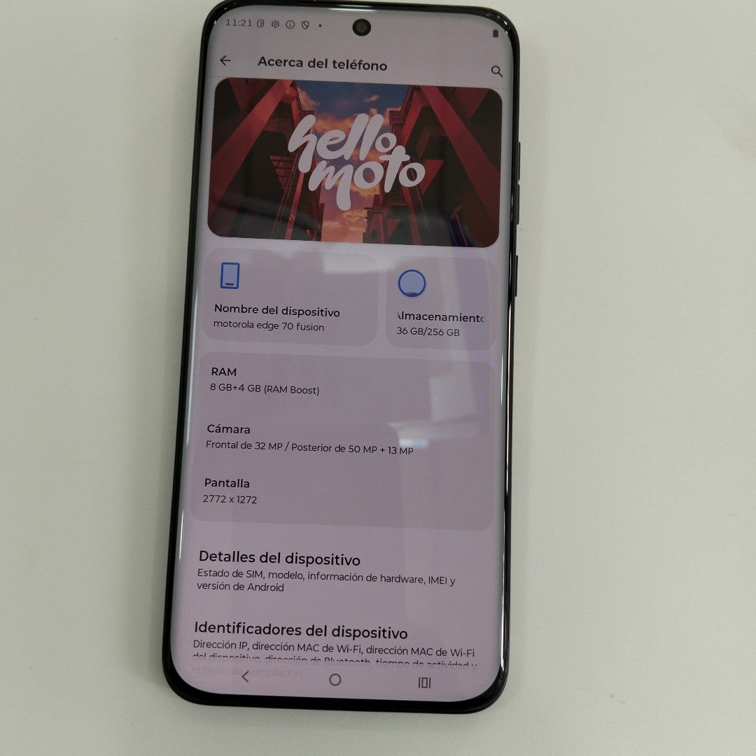 CELULAR MOTOROLA EDGE 70 FUSION XT2605-3 (2026) 256 GB 8 GB RAM (SEMINUEVO)