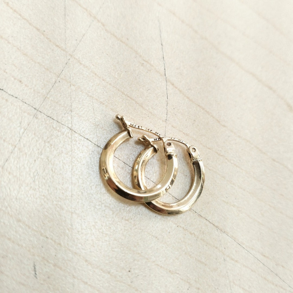 ARRACADAS PAR ORO 14 K 1 GRMS (SEMINUEVO)