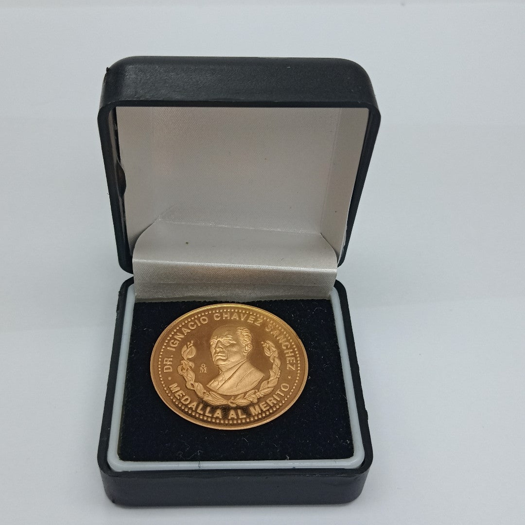 MEDALLA CONMEMORATIVA ORO 21 K 24.6 GRMS (SEMINUEVO)