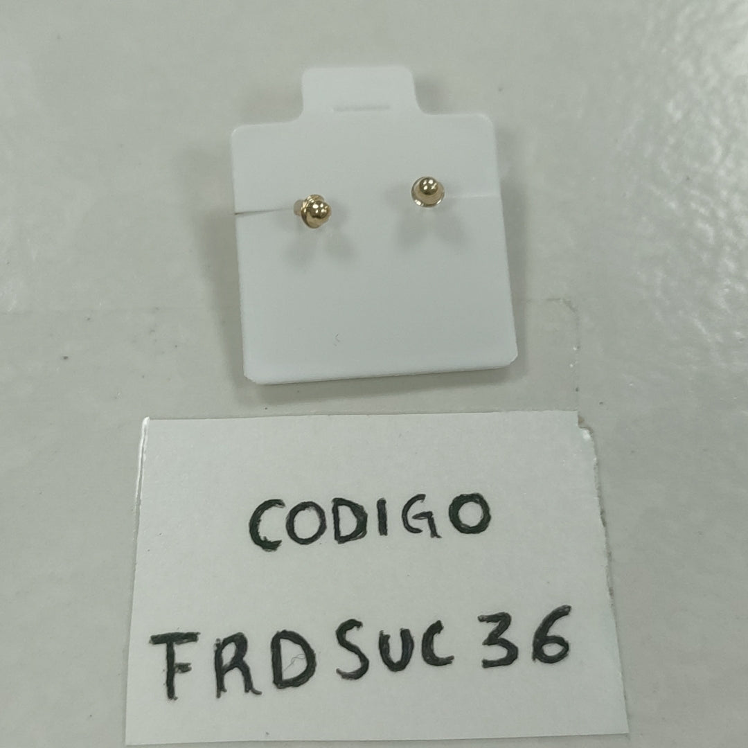 BROQUELES BROQUEL FIG MOÑO C CIRCONIA 14K 0.2441 GR (NUEVO)