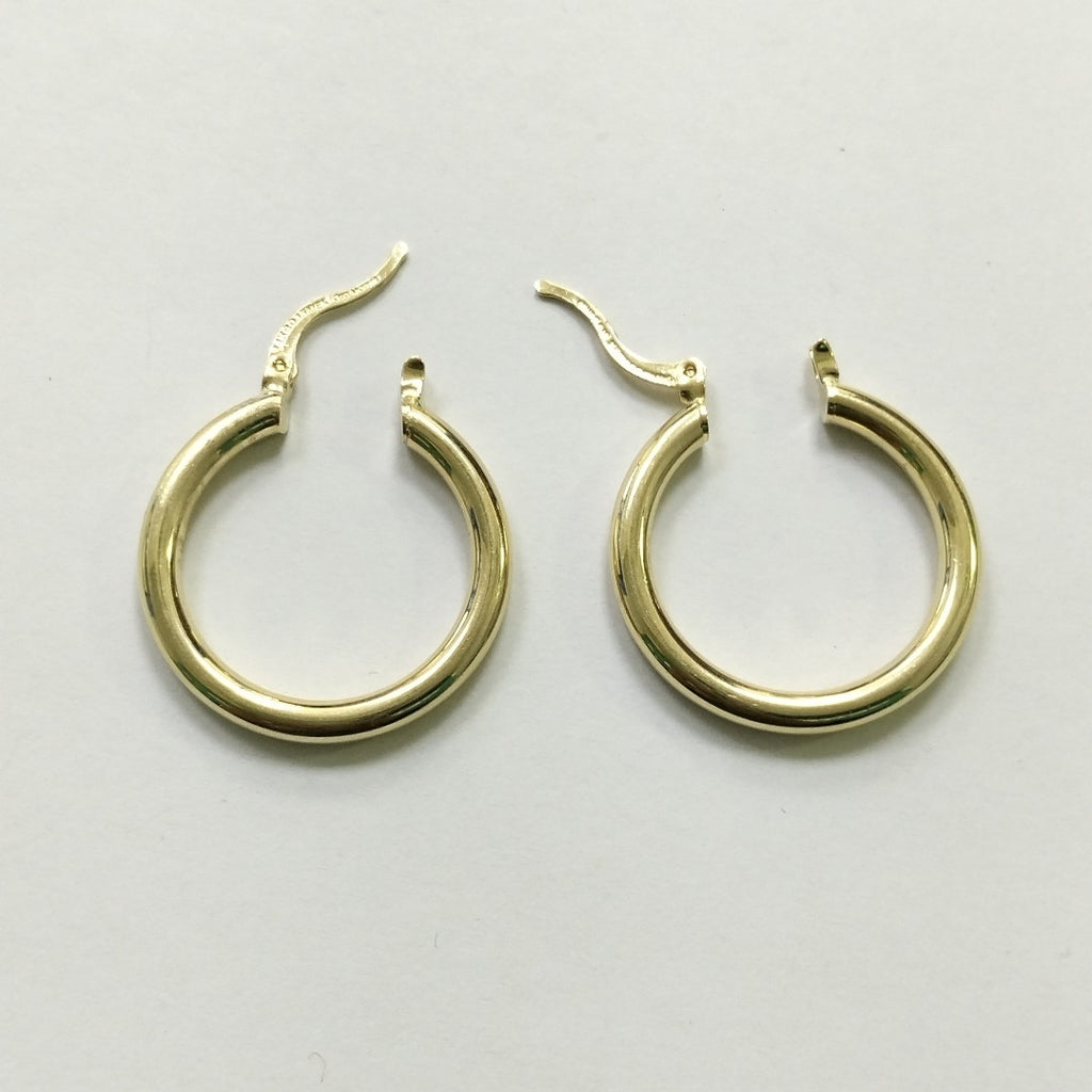 ARETES TEJIDO ARRACADAS LISAS HUECAS 14K 2.1 GR (NUEVO)