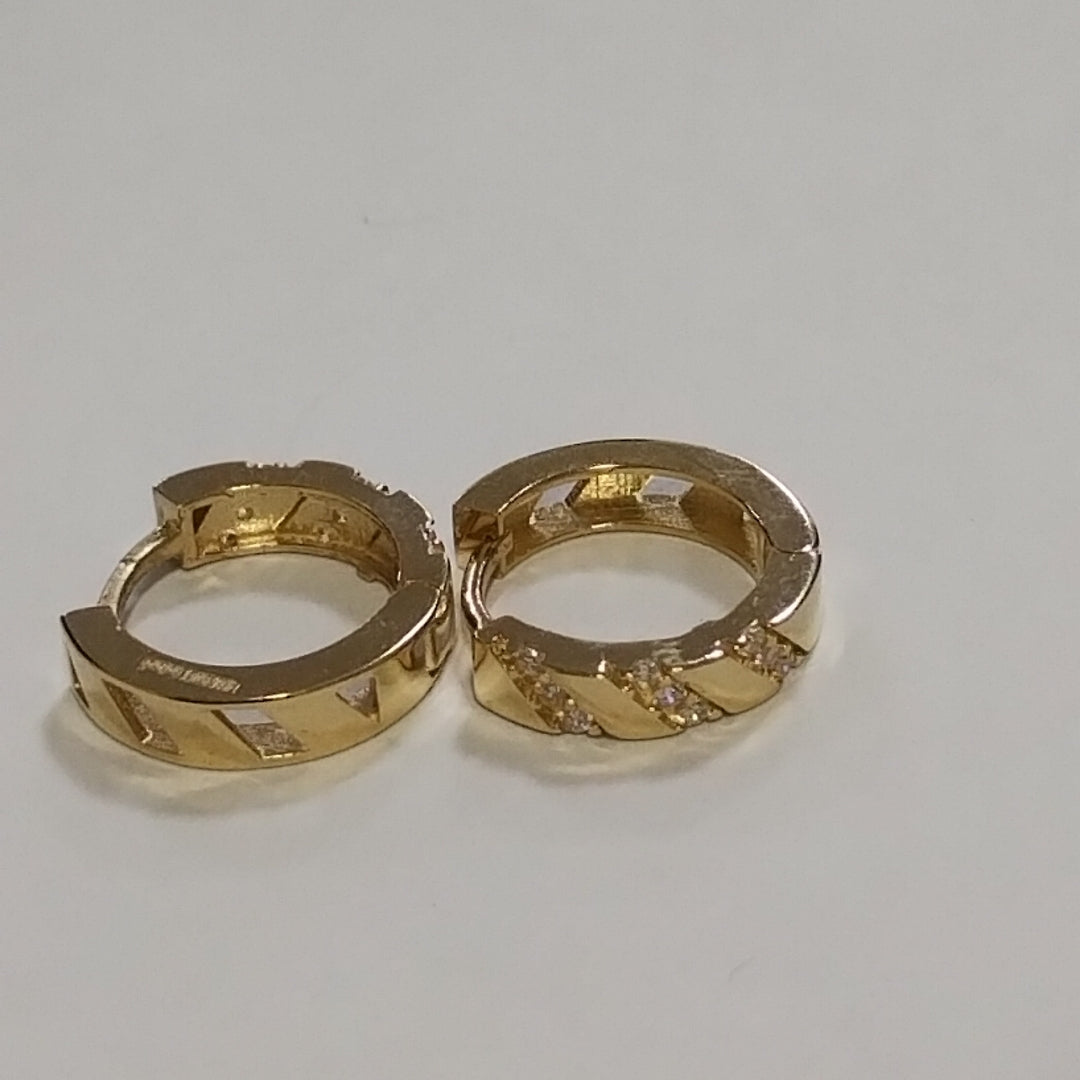 ARETES HUGGIES CON CIRCONIAS 14K 2.3 GR (NUEVO)