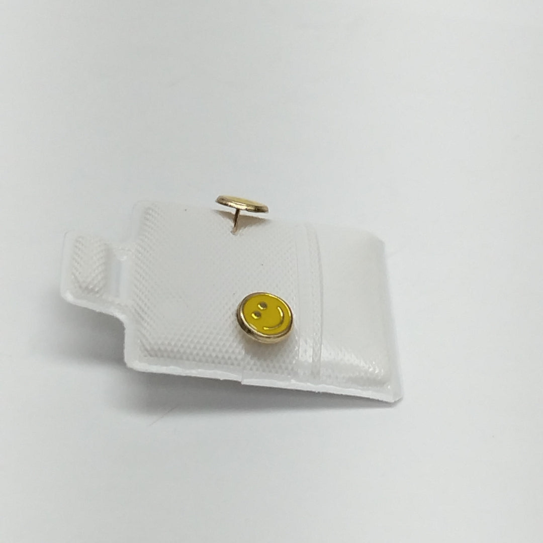 BROQUELES BROQUEL FIG SONRISA ESMALTE AMARILLO 14K 0.2074 GR (NUEVO)