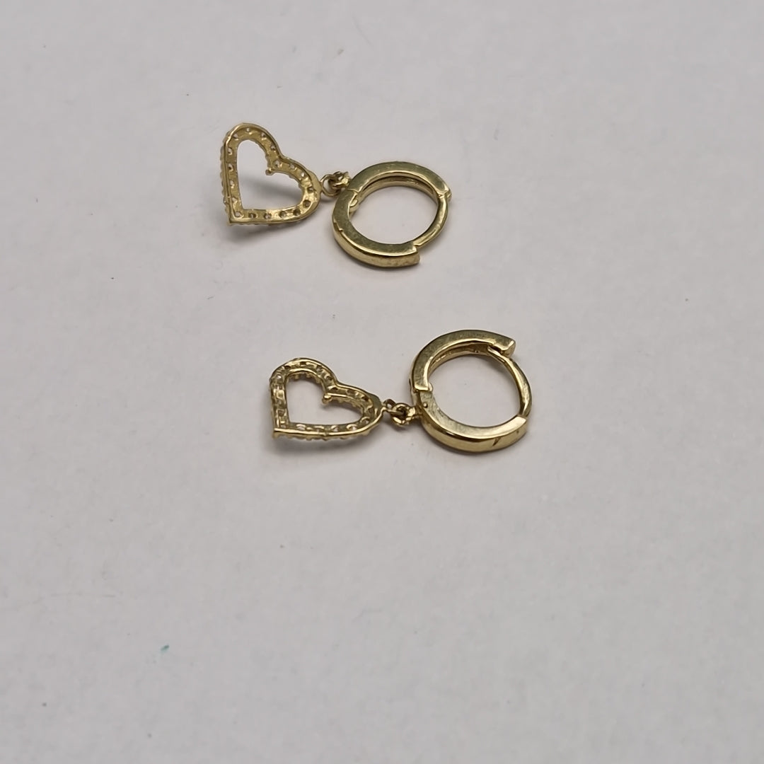 ARETES FIG CORAZON C CIRCONIAS 10K 1.8 GR (NUEVO)
