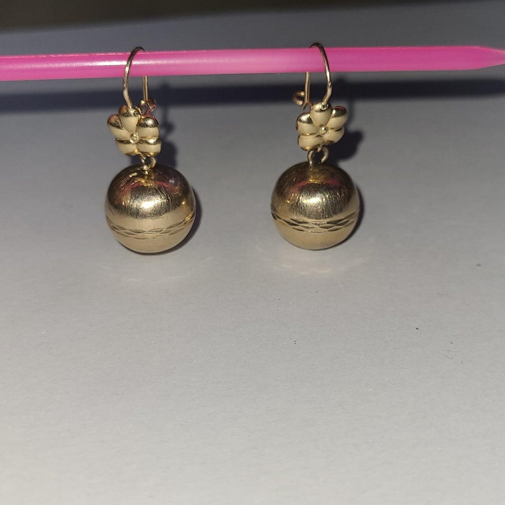 ARETES PAR ORO 8 K 3,50 GRMS (SEMINUEVO)