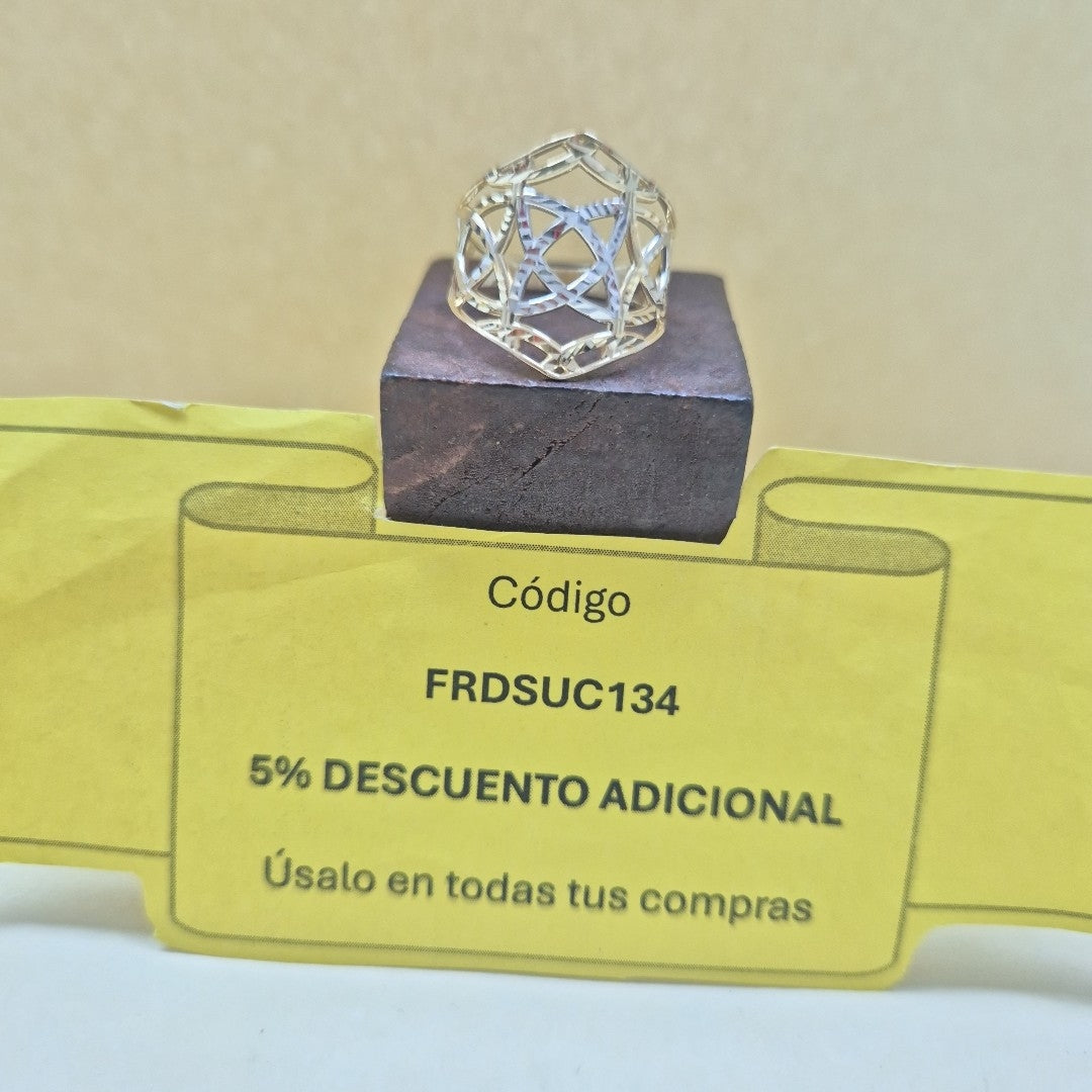 ANILLOS CON ESTRELLA CELTA 14K TALLA 6.5 2.2 GR (NUEVO)