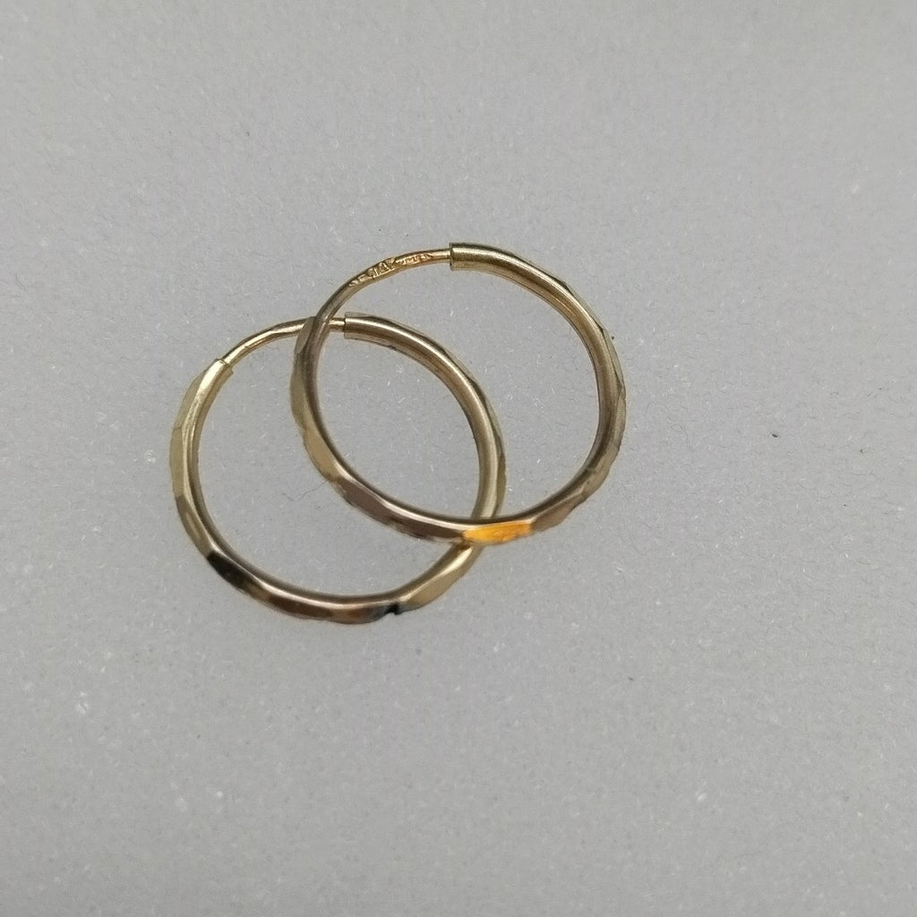 ARRACADAS PAR ORO 14 K 0.6 GRMS (SEMINUEVO)