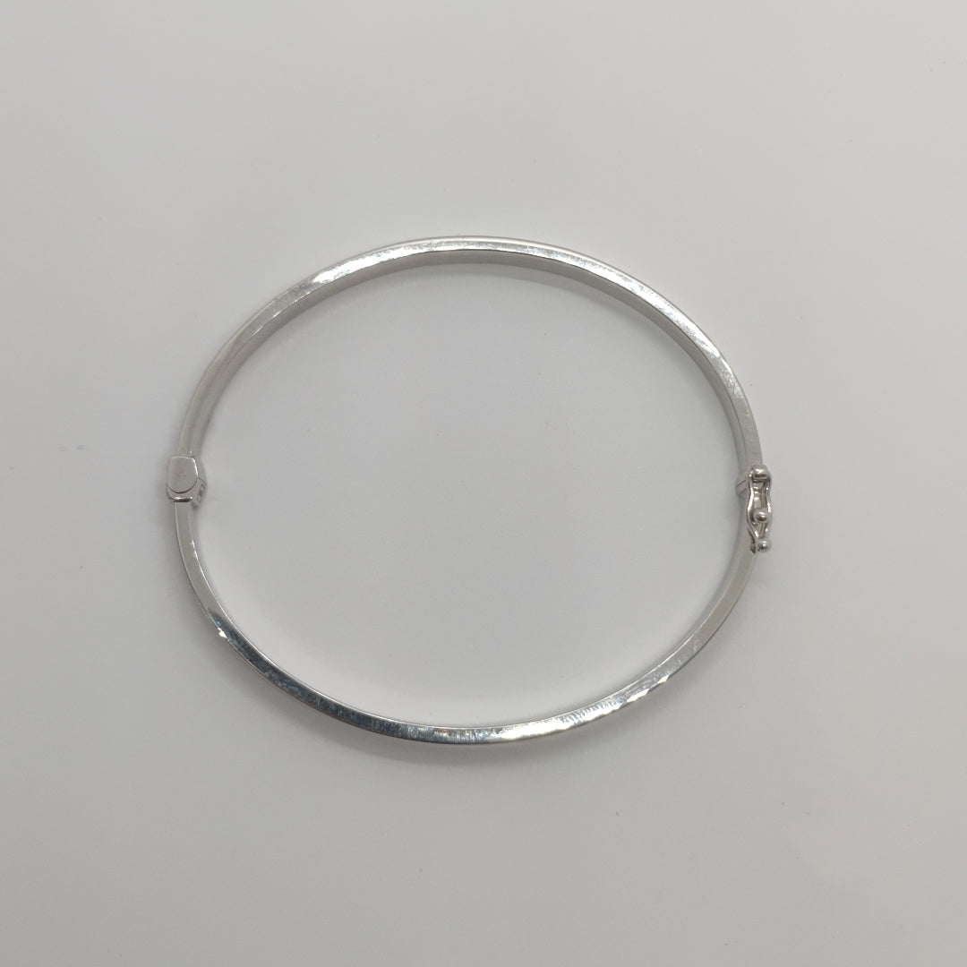 PULSERA RIGIDA ORO BLANCO 14 K 5.5 GRMS (SEMINUEVO)