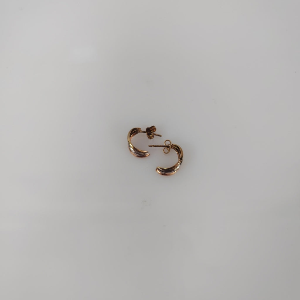 ARETES PAR ORO 14 K 0.9 GRMS (SEMINUEVO)
