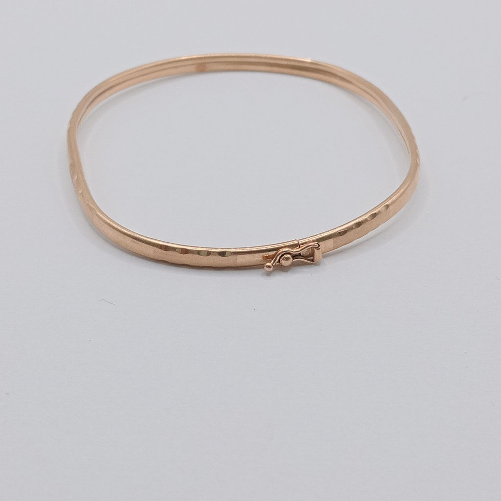 PULSERA RIGIDA ORO 14 K 4.3 GRMS (SEMINUEVO)