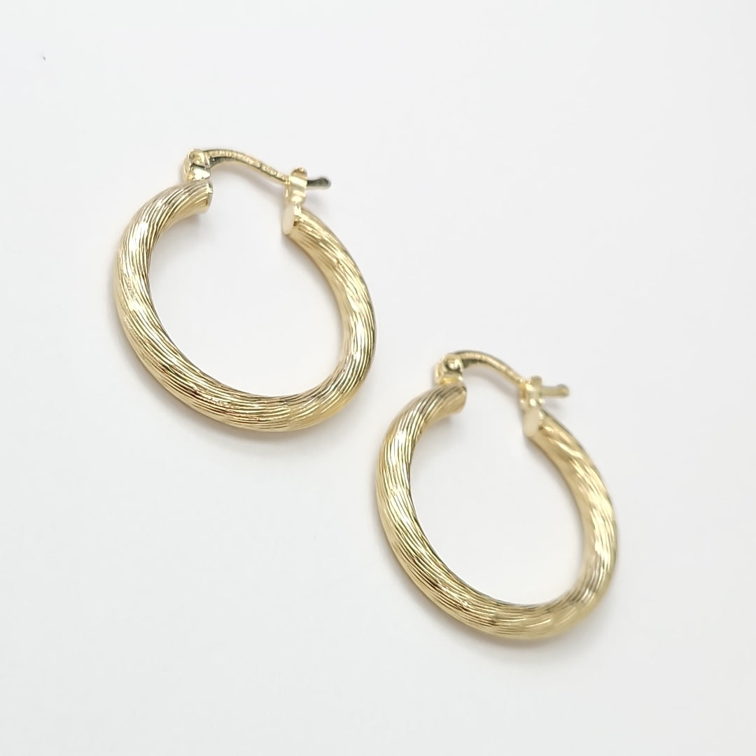 ARETES TEJIDO ARRACADAS ASTRIADAS 14K 3 GR (NUEVO)