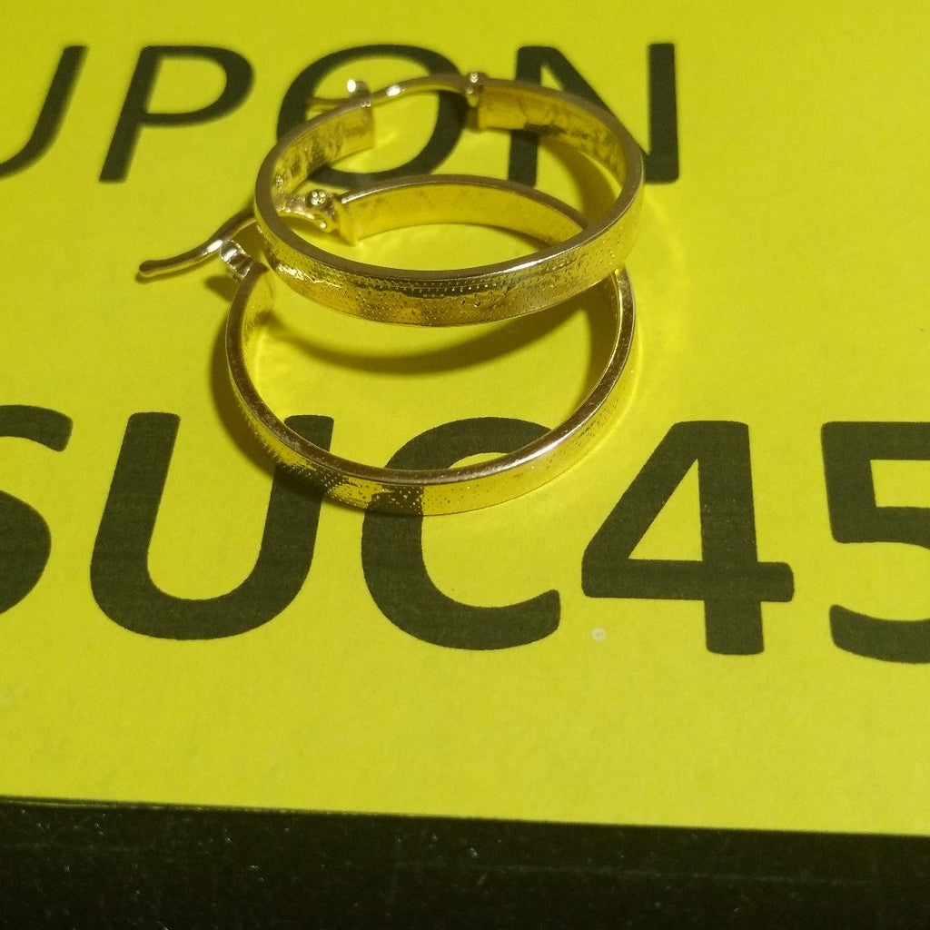 ARETES ARRACADAS TROQUELADA 14K 2.7 GR (NUEVO)